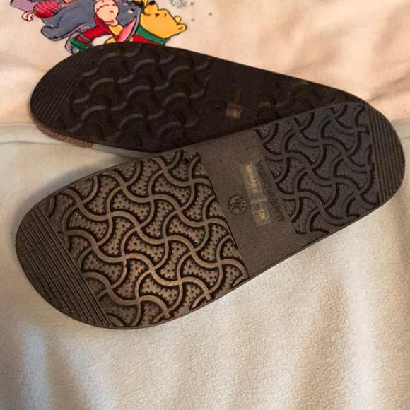 NWOT Sandals - Picture 5 of 5